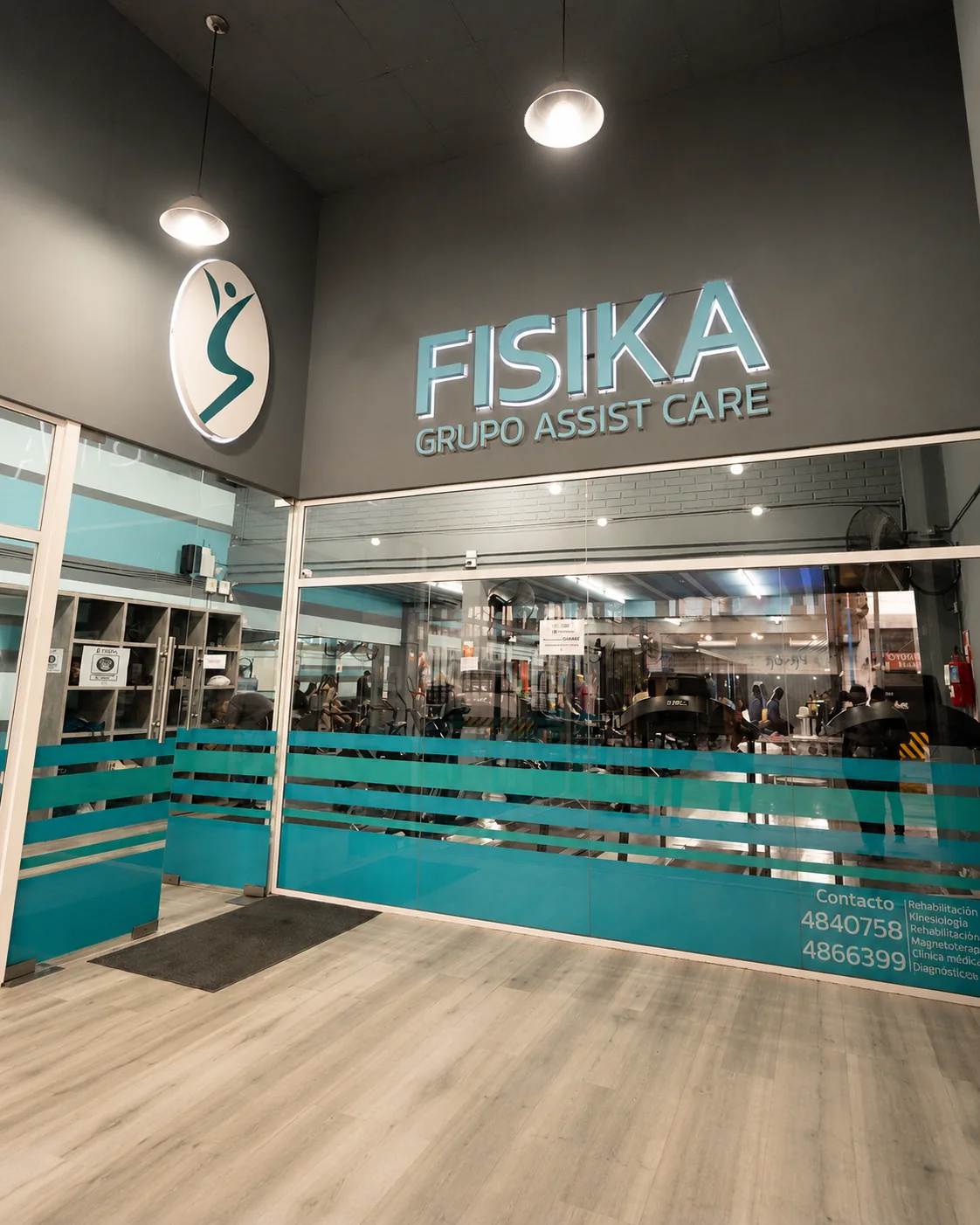 Interior de FISIKA Grupo Assist Care